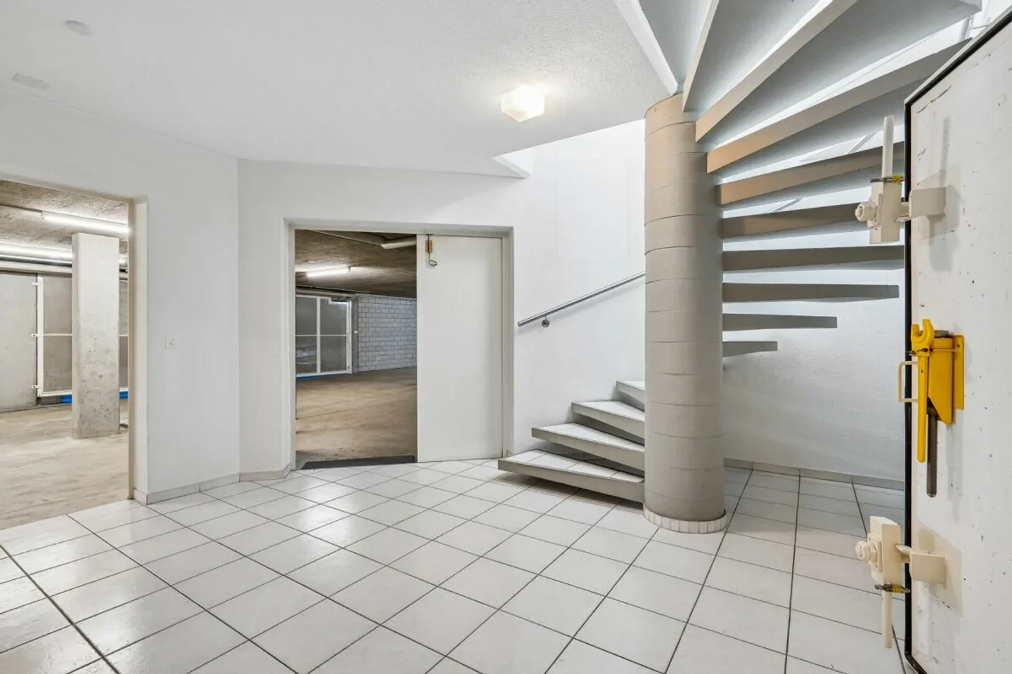 Espace pour votre entreprise - Photo 7 sur 12