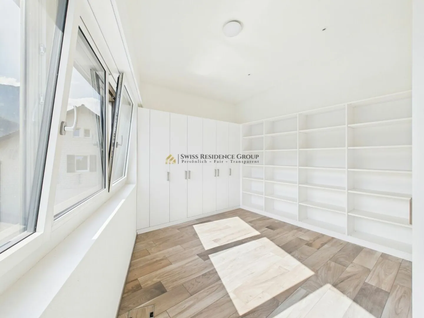 Einmalige Chance! Exklusiv und mit traumhafter Aussicht im Boathouse! - Foto 13 von 13