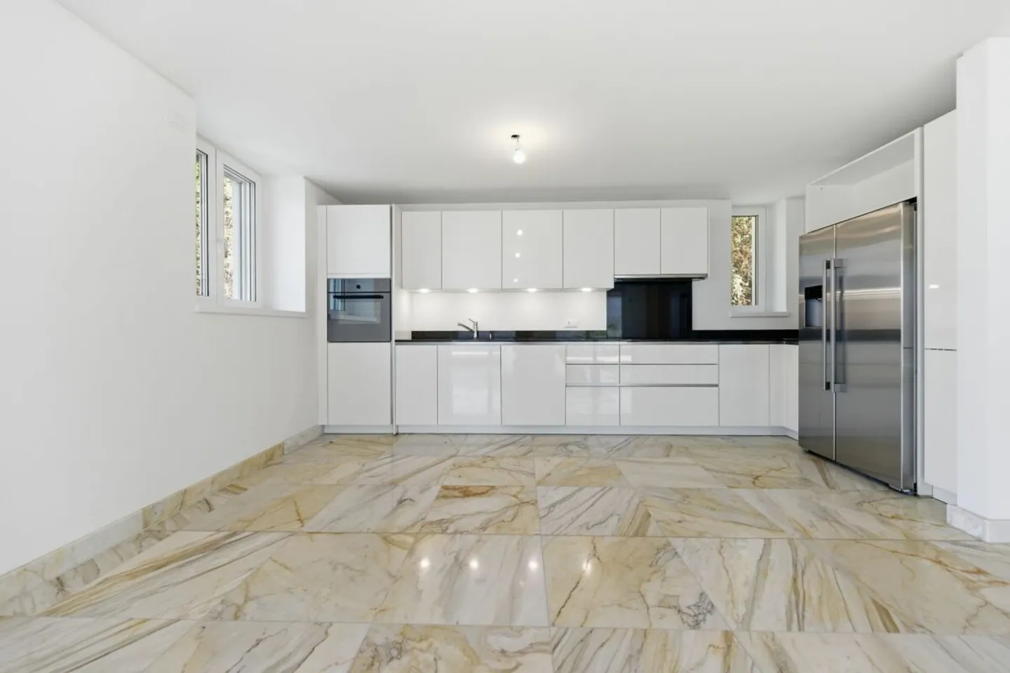 Residenza Ceresio 52: Penthouse mit großer Panoramaterrasse - Foto 9 von 13