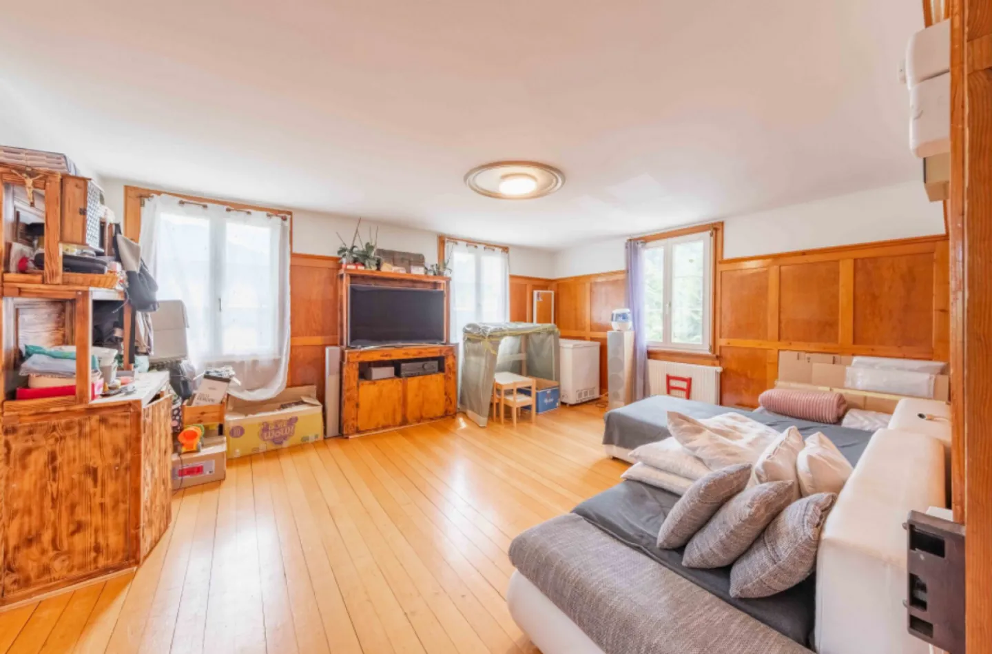 Casa trifamiliare con progetto di costruzione approvato per 3 appartamenti aggiuntivi - Foto 6 di 12