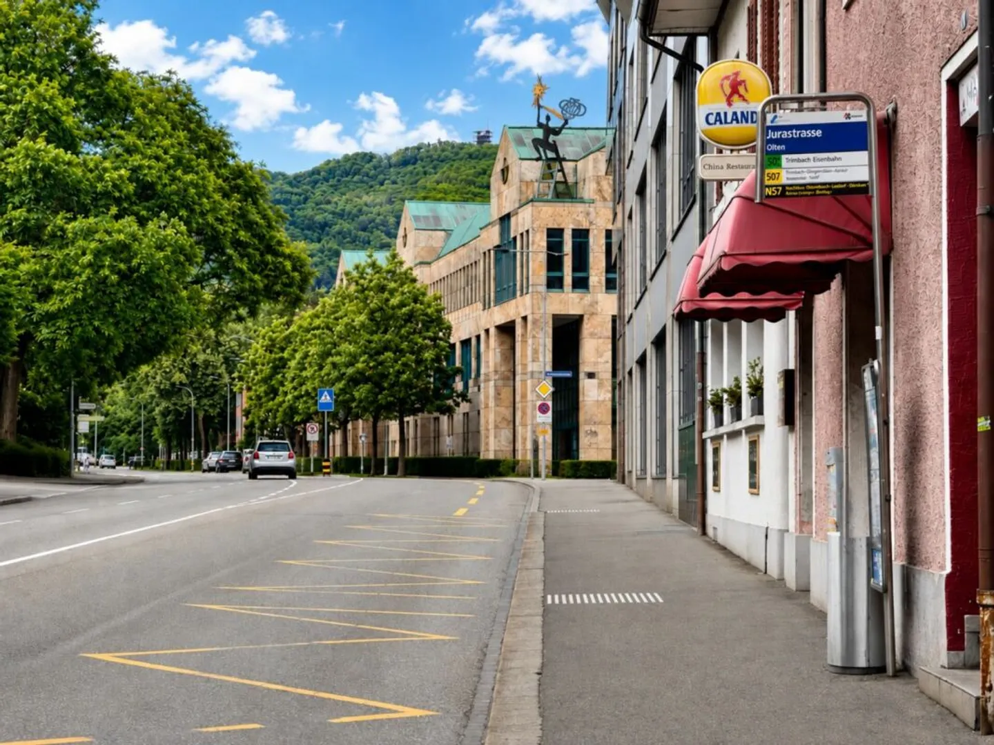 Renovation-Required Residential/Commercial Building in the Heart of Olten - Photo 2 of 13
