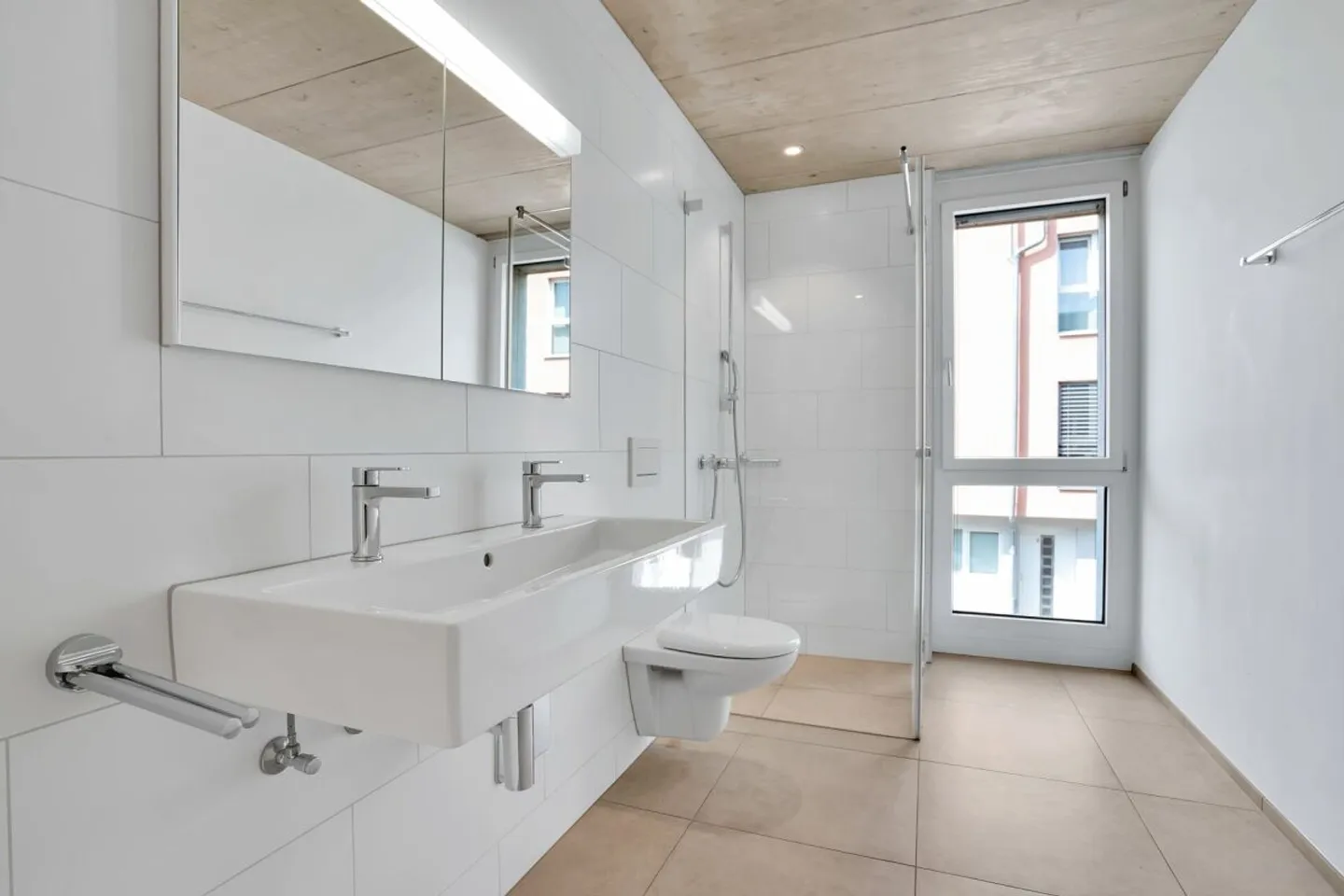 3.5 Room Apartment - Photo 7 of 11