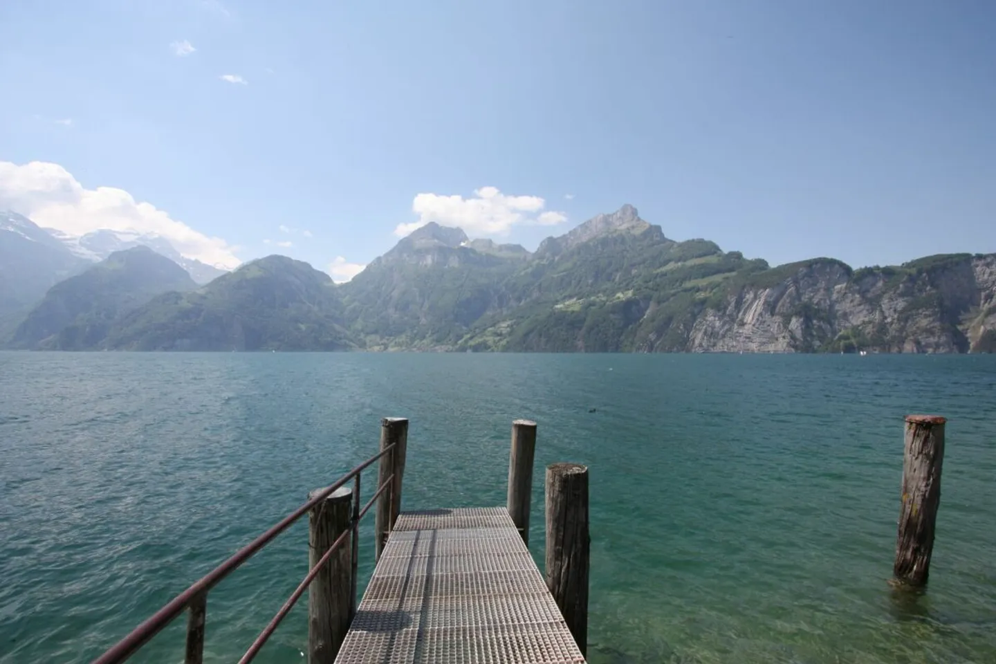 Jewel directly on Lake Lucerne - Villa with Park by the Lake - Photo 1 of 11