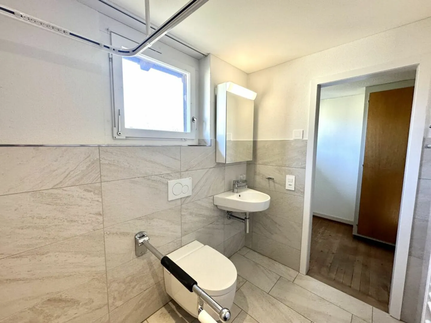 Charming and cozy, semi-detached single-family house - Photo 12 of 13