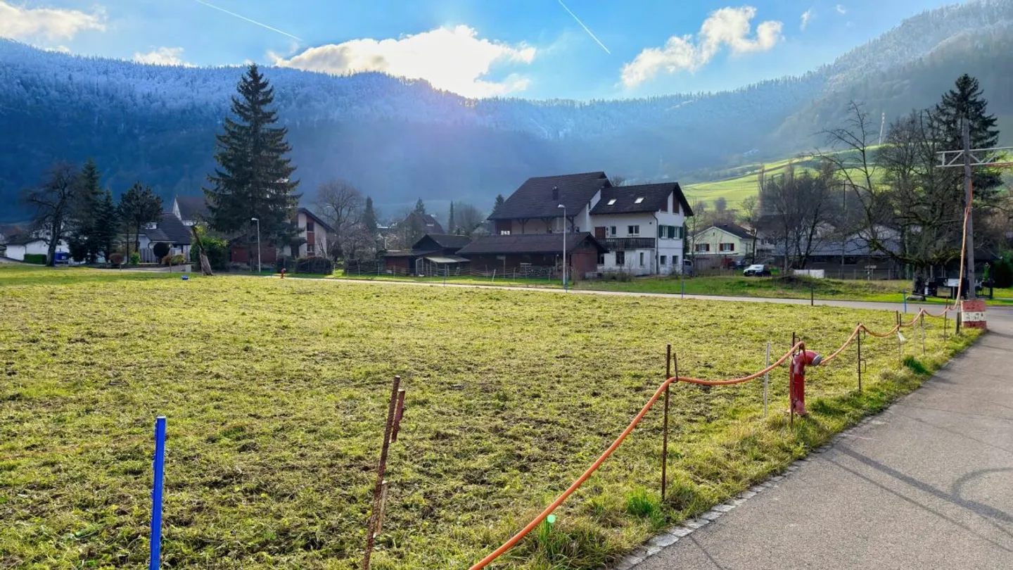 A plot for quality of life - Quiet, sunny, idyllic - Photo 8 of 9