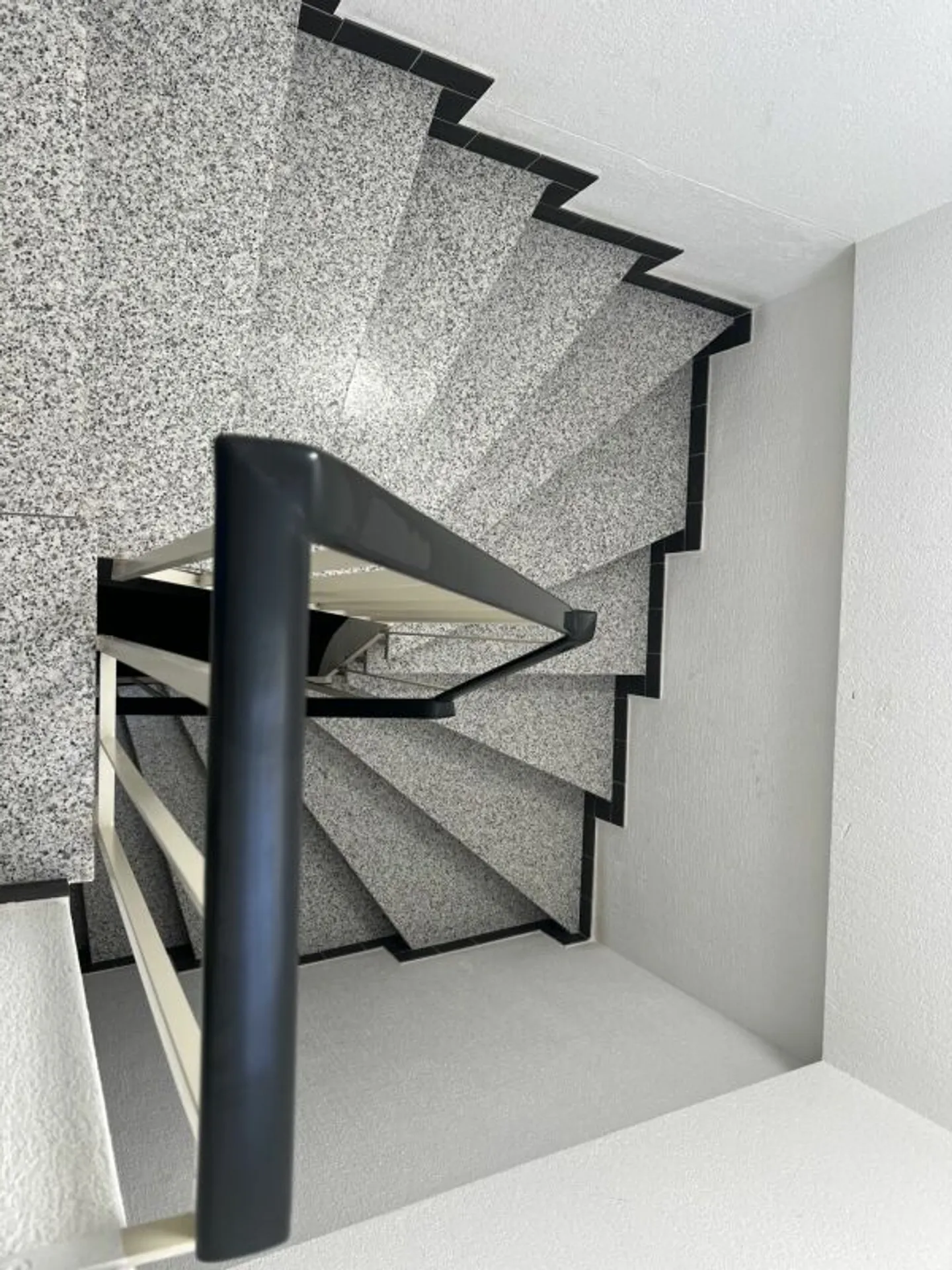 City Pulse Apartment: Appartamento di 3,5 locali con vista sul Rigi in posizione privilegiata a Zugo - Foto 10 di 10