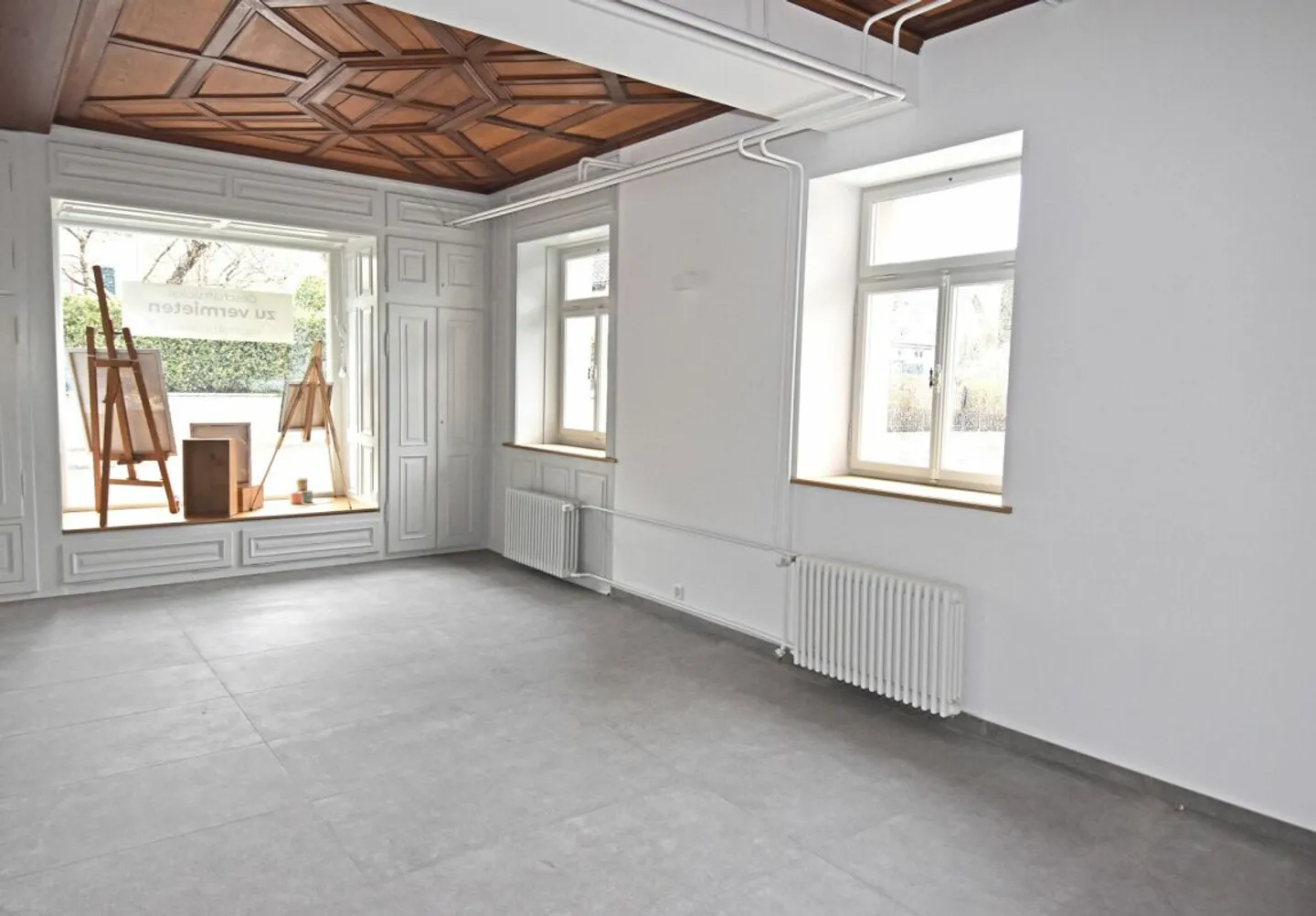 Work in Style - Exclusive Office/Commercial Space in Prime Location - Photo 7 of 8