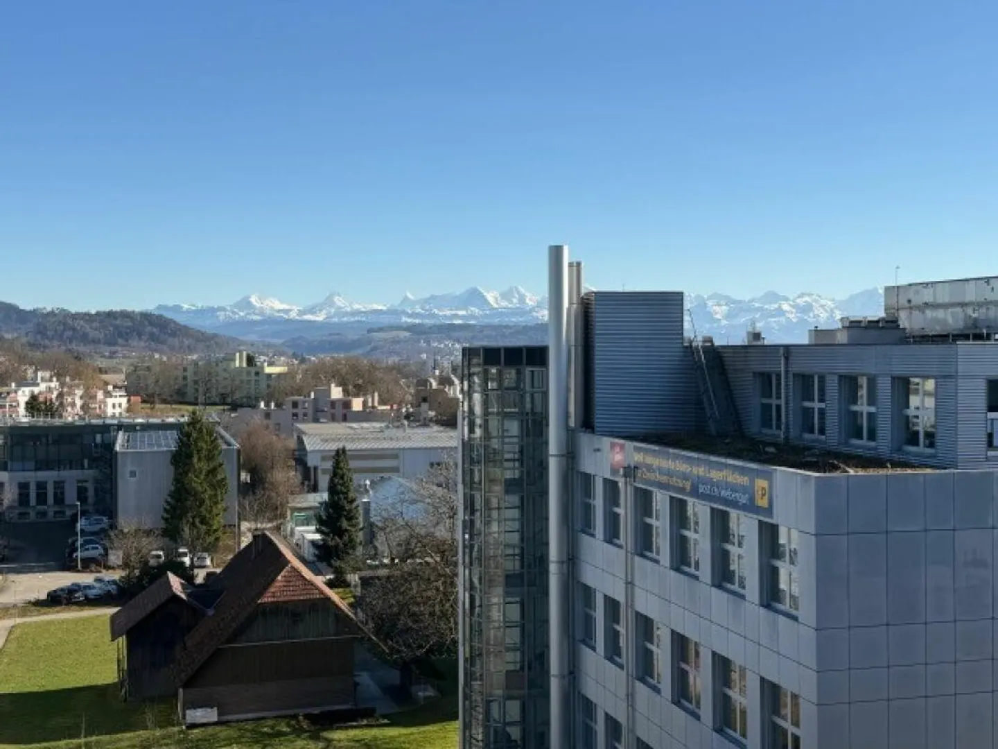 Dreamlike 4 ½ Room Penthouse Apartment with a View of the Bernese Alps - Photo 1 of 11