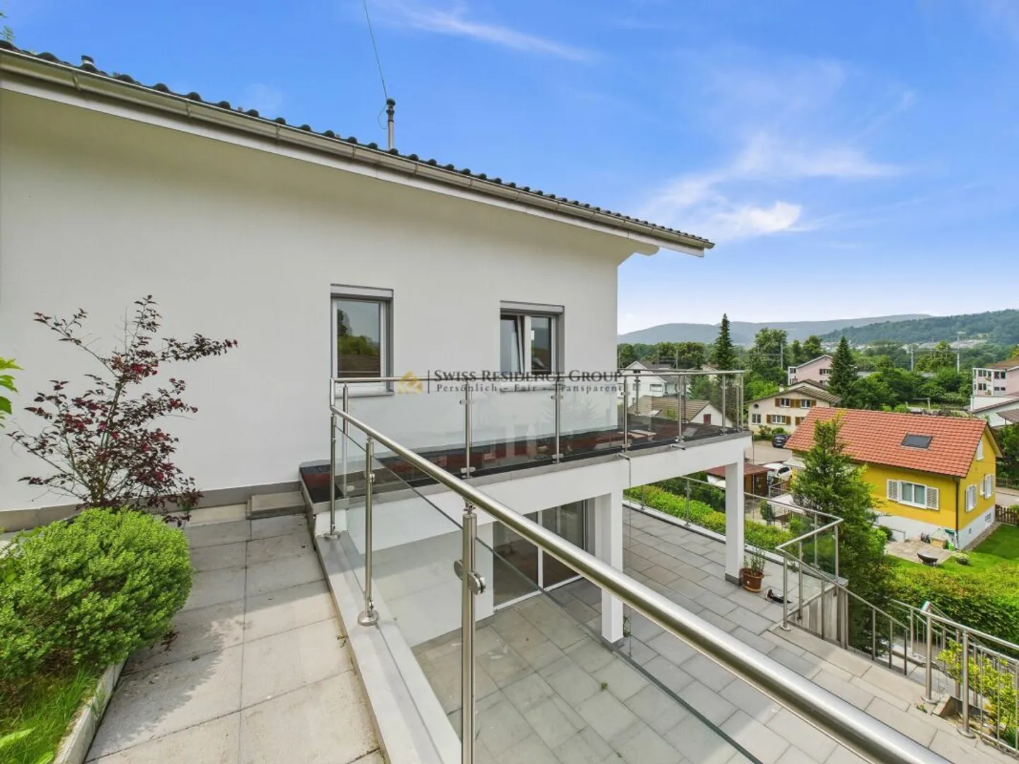 Your new home in Aarau - with breathtaking views &amp; plenty of space! - Photo 12 of 13