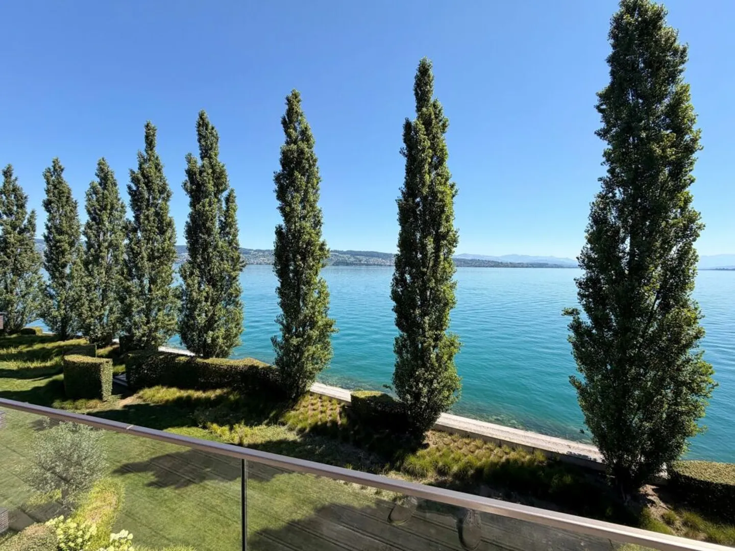 Maison de Plage de la Péninsule - Luxe au bord du lac de Zurich - Photo 2 sur 7