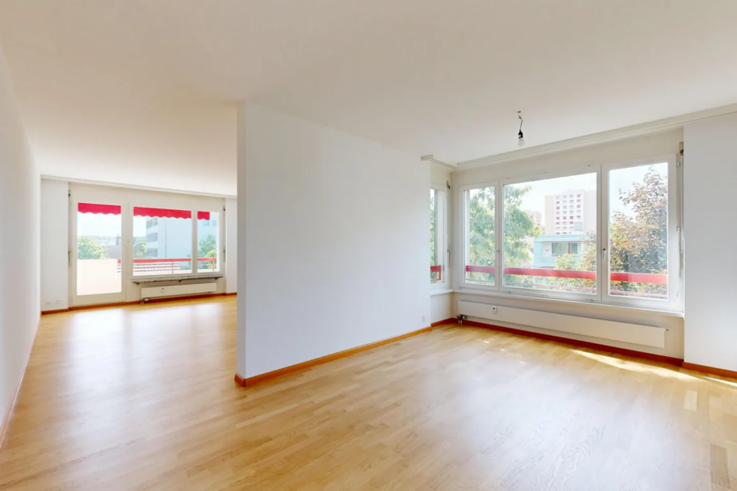 Charmant appartement sous les combles de 4,5 pièces à Allschwil - Photo 1 sur 12
