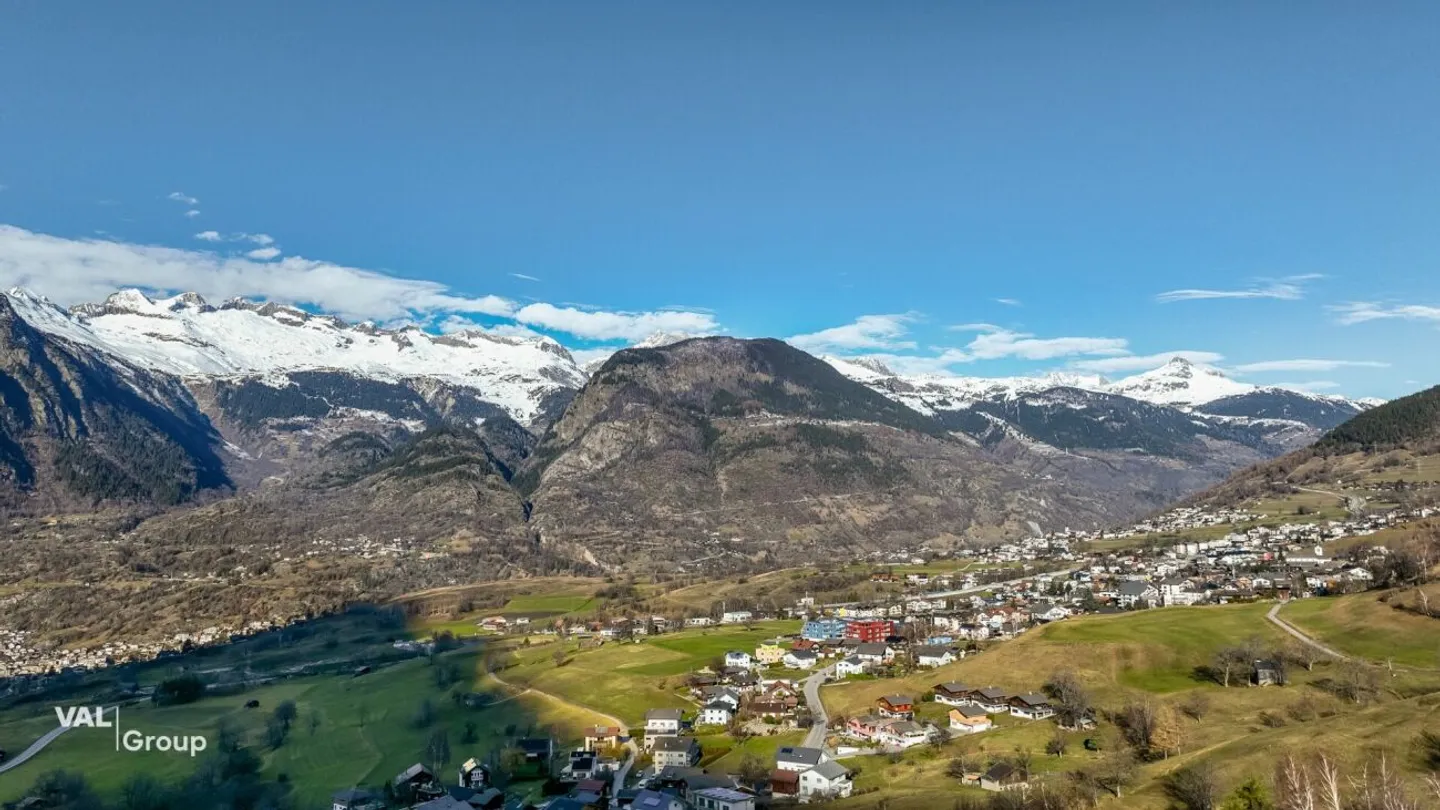 Top - Rental Property - 3.5 Room Apartment with Breathtaking Views - Photo 13 of 13