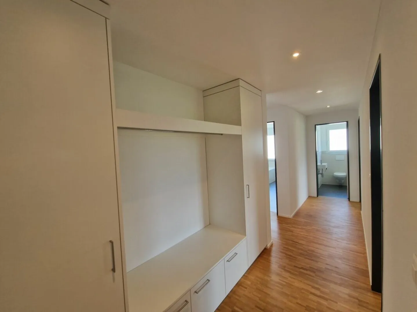 Moderne Wohnung mit sonniger Terrasse - Foto 6 von 11