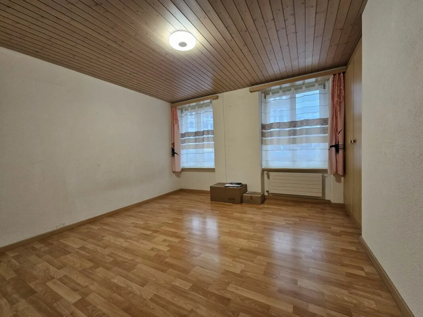 Appartamento 4.5 stanze nel centro del villaggio - Foto 3 di 6