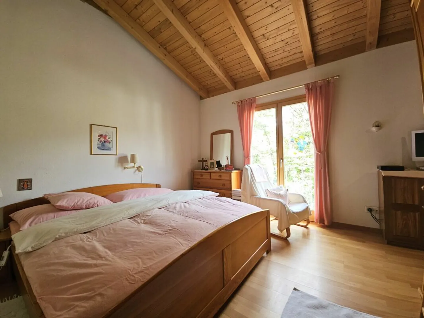 EINFAMILIENHAUS MIT SCHÖNEM GARTEN IN CAPRIASCA - Foto 9 von 13
