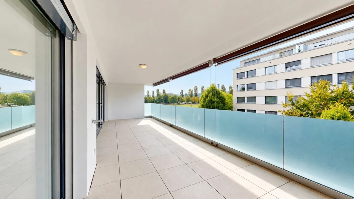 Living directly at Glattpark Lake - Photo 5 of 13