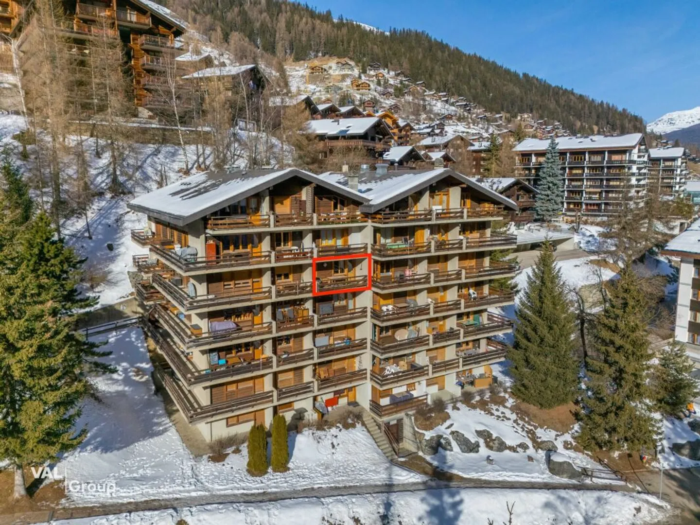 Ein funktionales Pied-à-terre nur wenige Schritte von den Skiliften entfernt - Foto 1 von 11