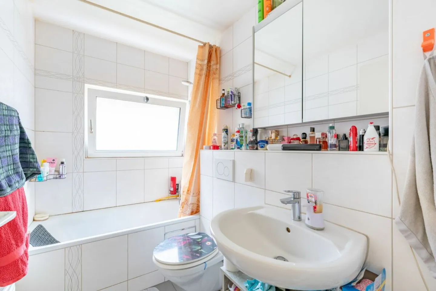 Multi-family house for large family: 4 x 3.5-room apartments - Photo 9 of 11