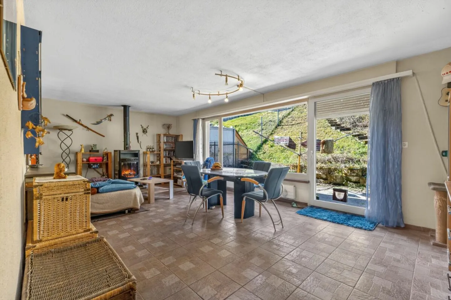 Eckreihenhaus mit unverbaubarer Aussicht, grosszügigem Balkon, erhöhter Lage und viel Privatsphäre - Photo 11 sur 13