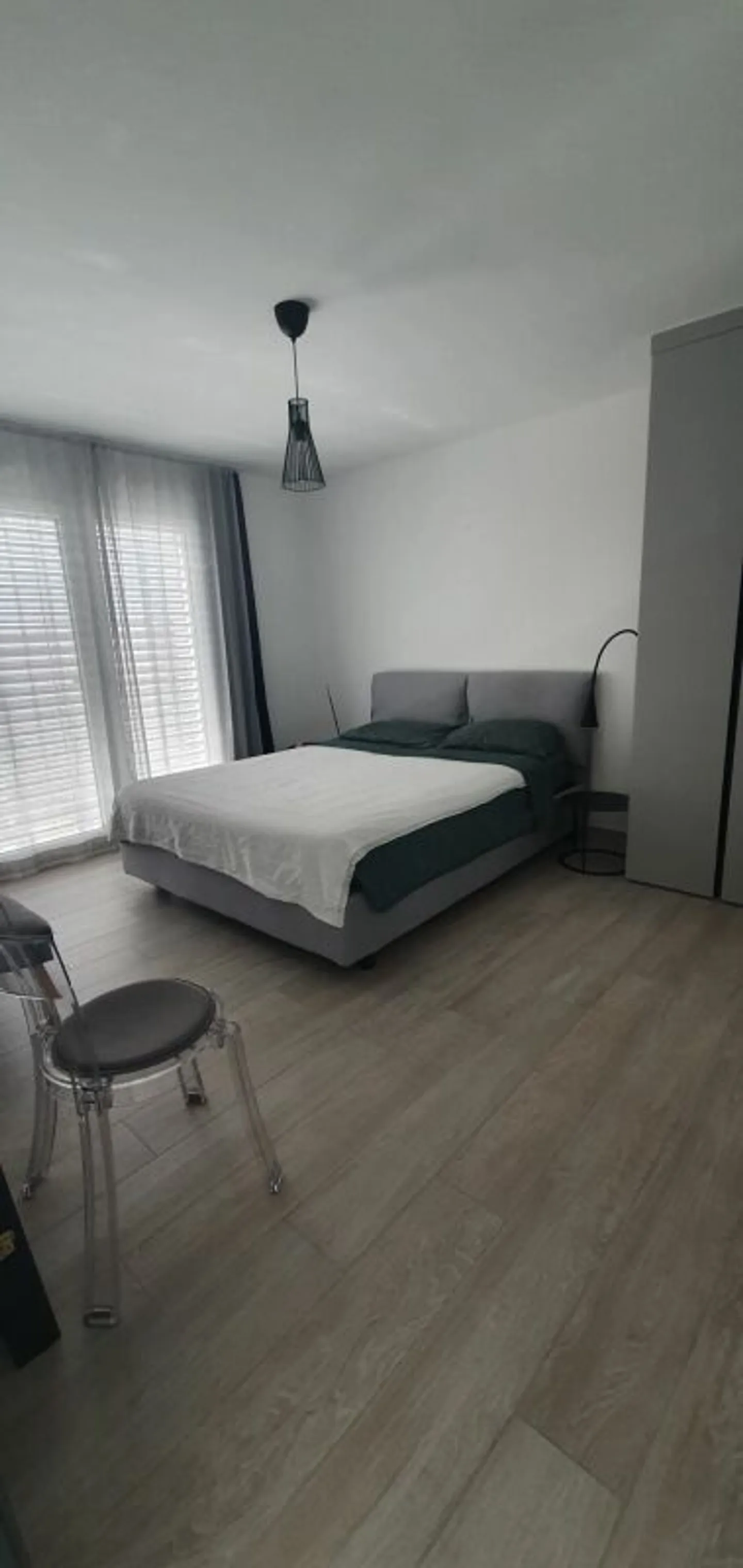 Appartement spacieux et lumineux au dernier étage avec vue panoramique - Photo 9 sur 12