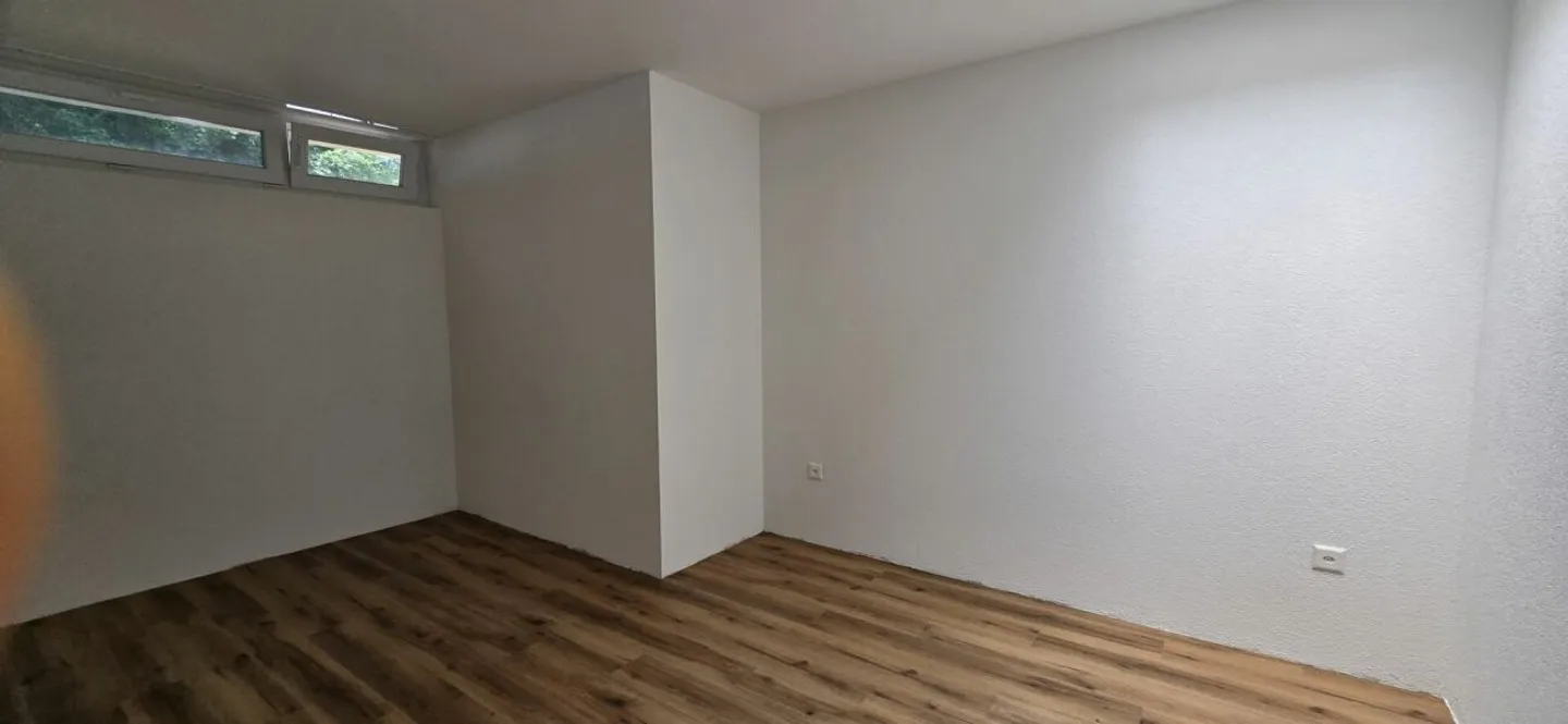 Appartement attrayant de 4,5 pièces avec grande terrasse - Photo 6 sur 9
