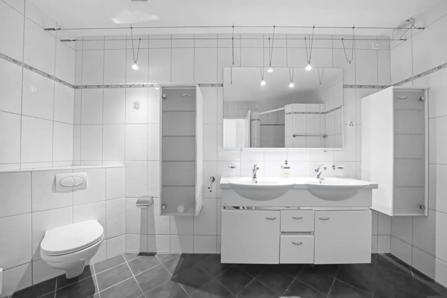 Merveille d'espace - Belle maison de 5,5 pièces au bord tranquille de l'Aare - Photo 10 sur 13