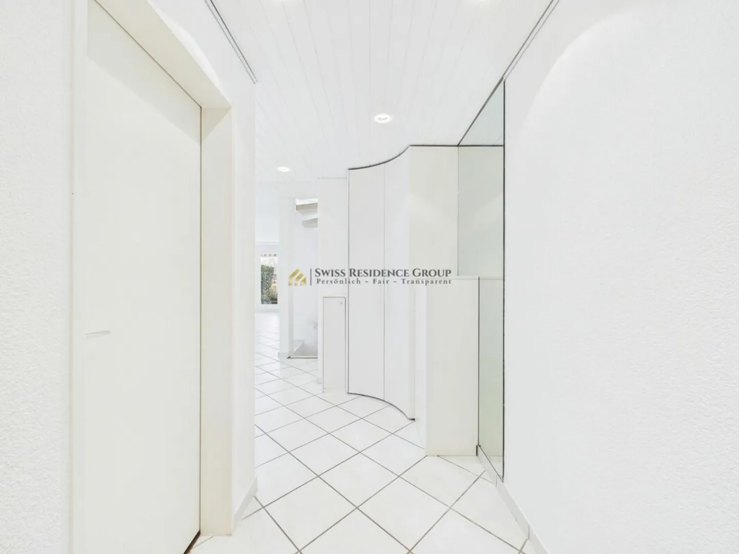 Sonniges Familienhaus mit Garten - Foto 2 von 13