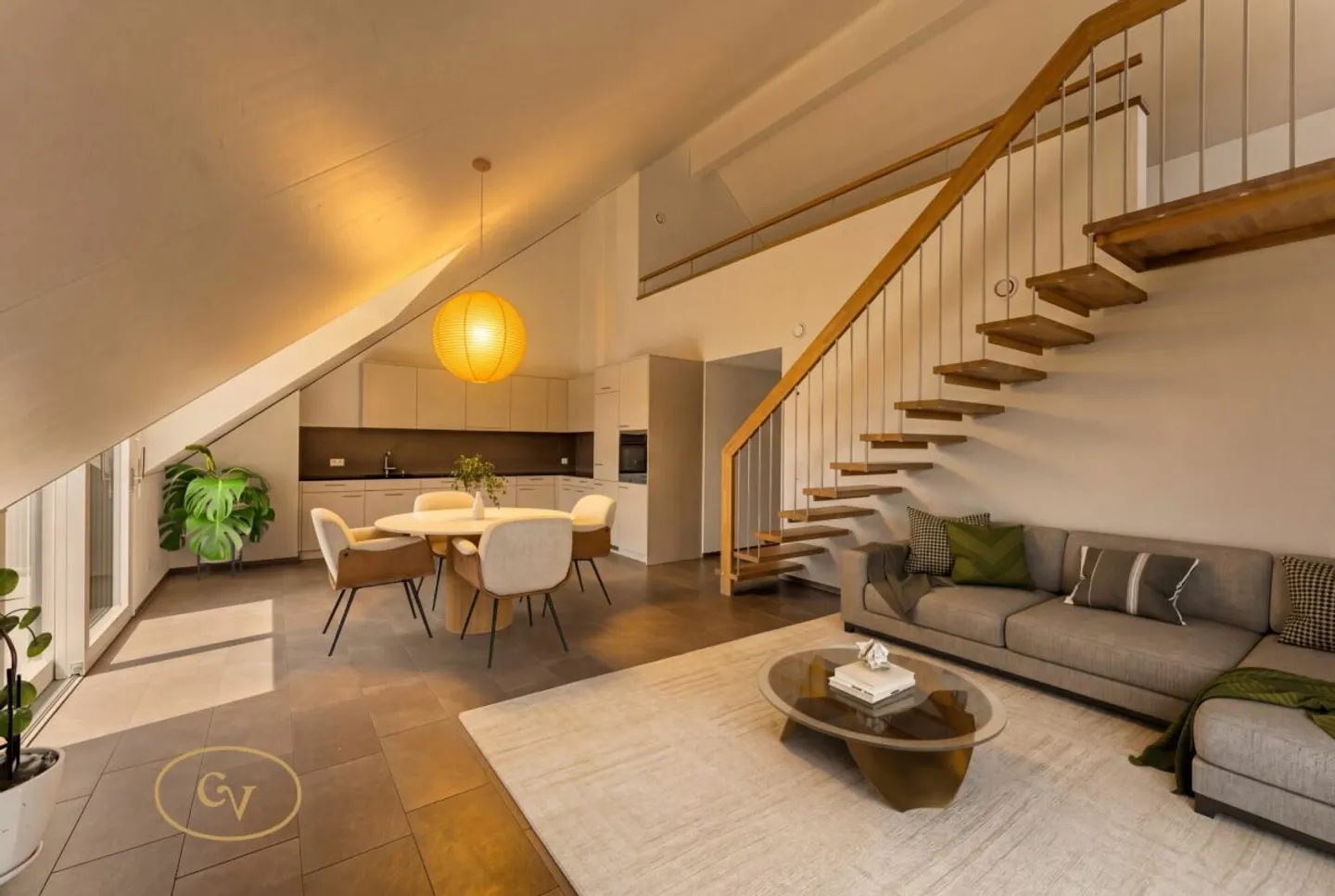 Appartamento duplex luminoso con galleria, vista panoramica e sole serale - Foto 6 di 13