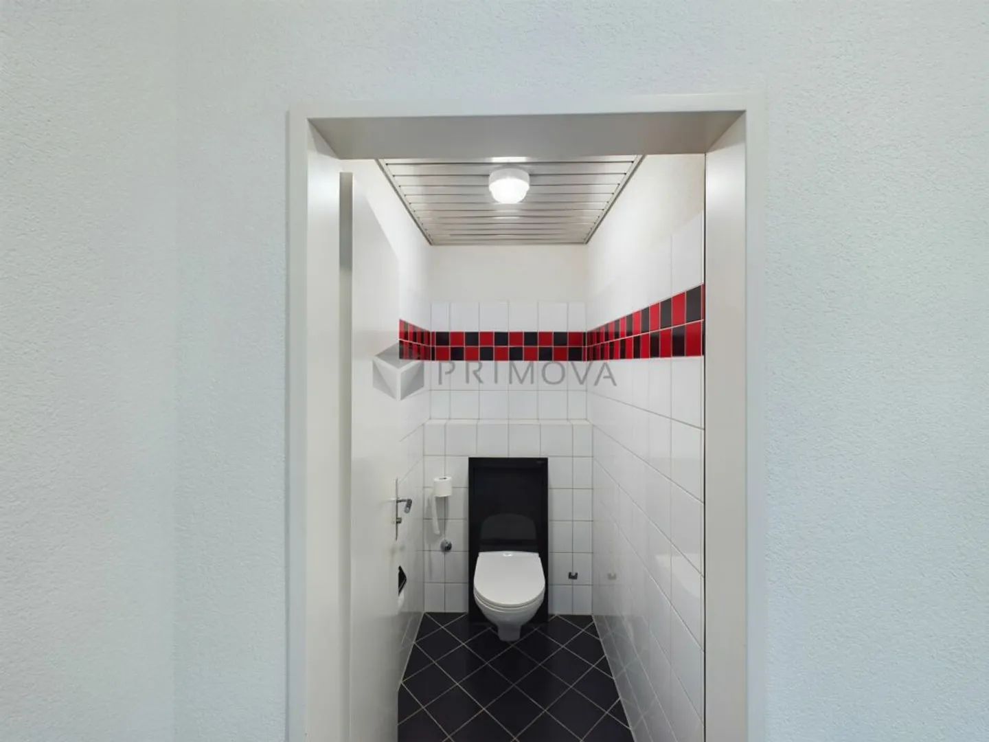 Espace commercial représentatif dans le centre-ville de Flawil - Photo 7 sur 10