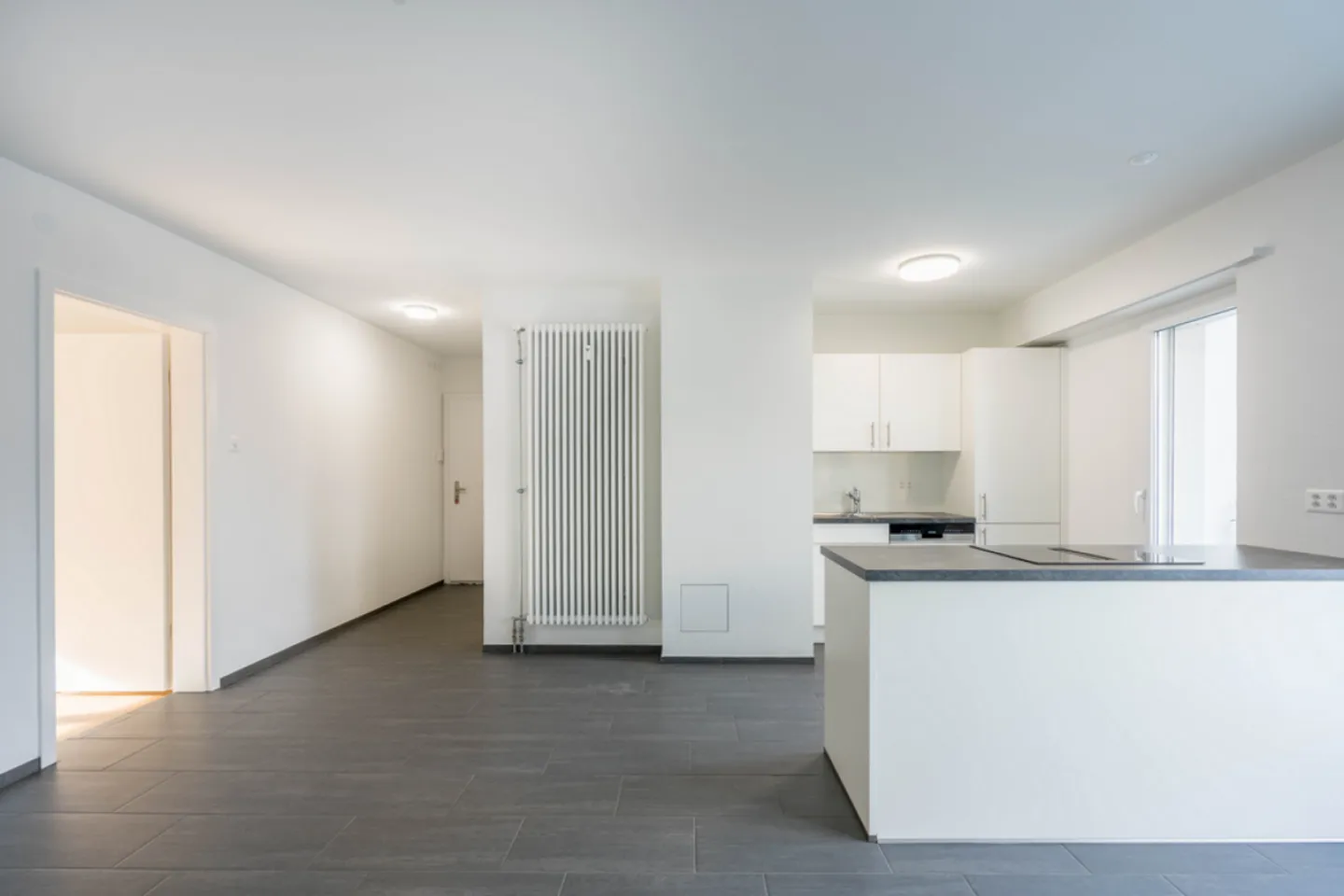 Modern, completely renovated apartment in the St. Johann district - Photo 3 of 9