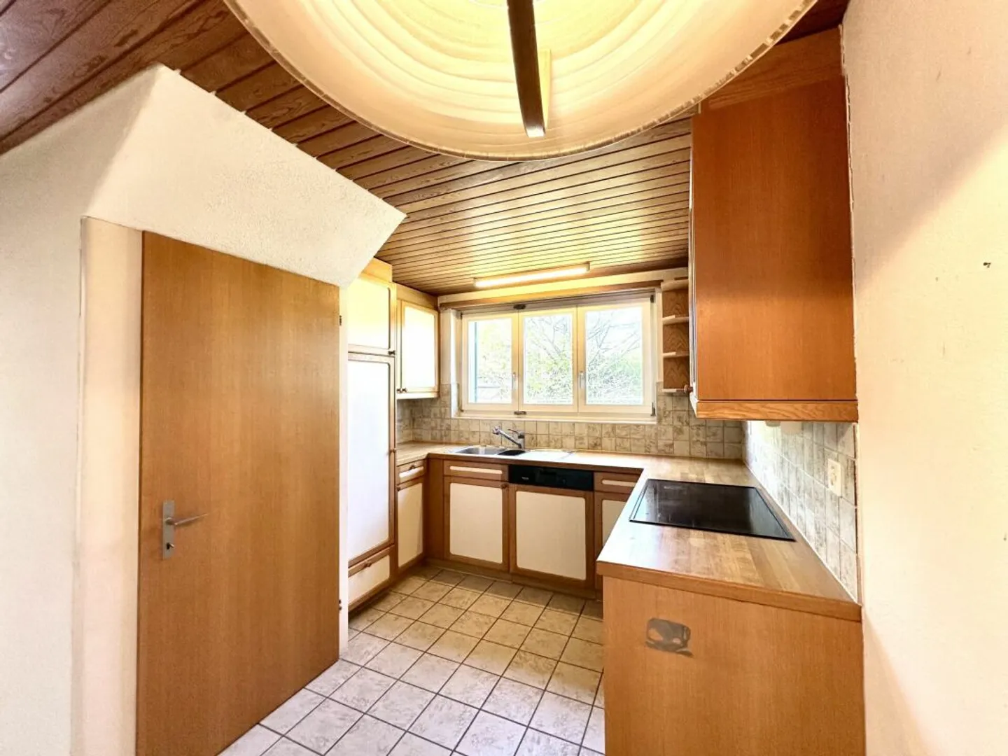 Charming and cozy, semi-detached single-family house - Photo 8 of 13