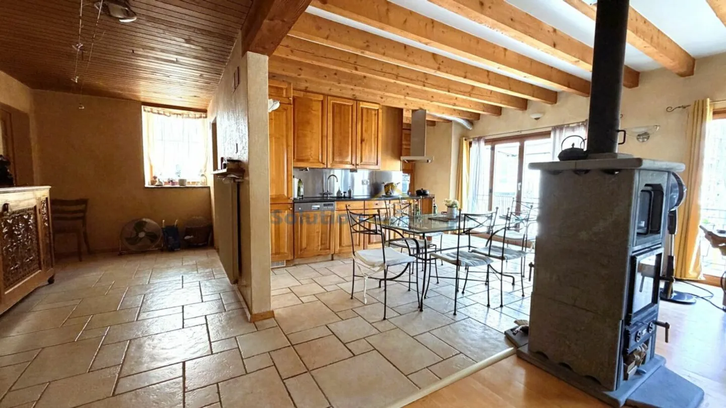 Grande maison villageoise au centre de Vouvry - Photo 4 of 13