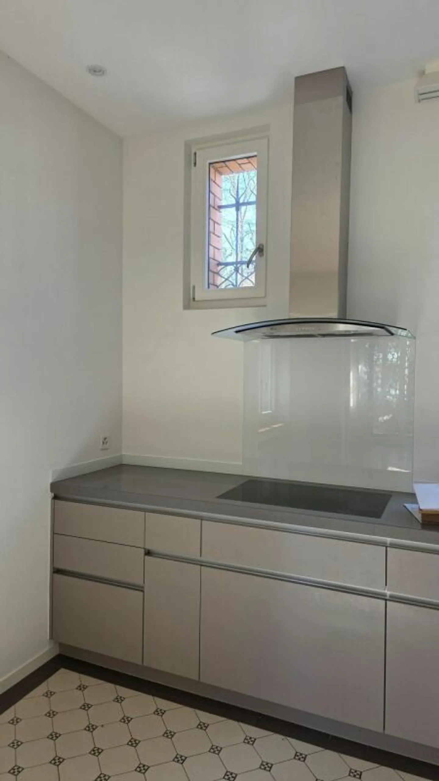 Appartamento esclusivo al piano terra a Hottingen - Foto 3 di 13