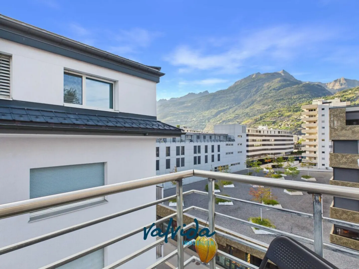 Appartement moderne de 2,5 pièces au cœur de Visp - investissement attrayant - Photo 1 sur 6