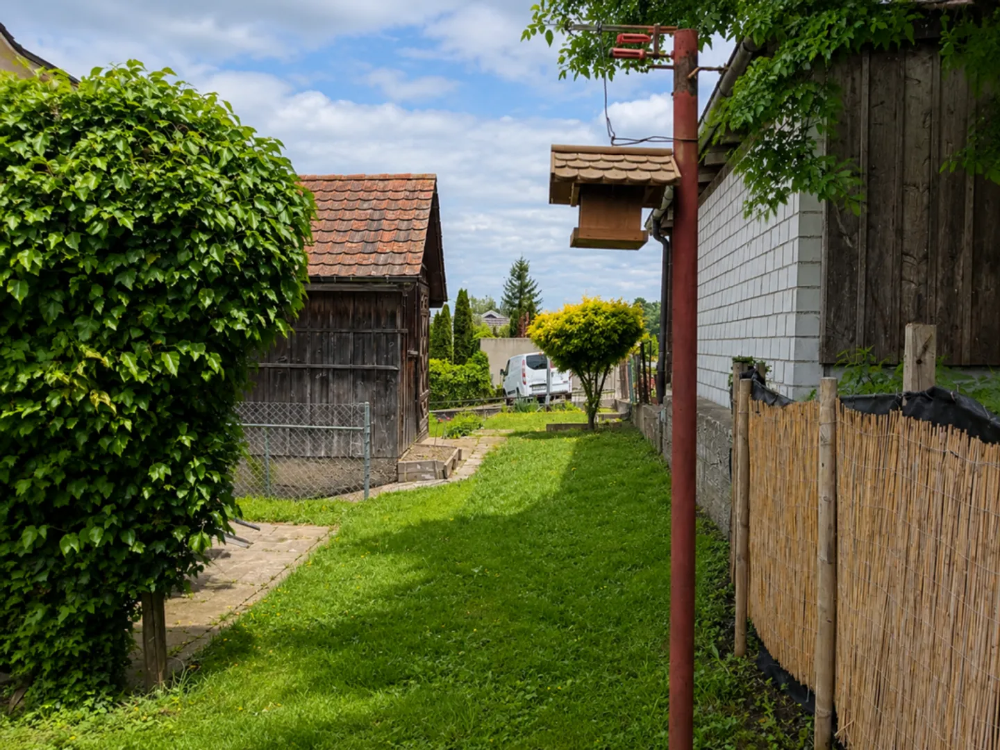 Mehrfamilienhaus mit Gewerbeeinheit, Landanteil und Entwicklungspotenzial in Riedt bei Erlen - Photo 12 sur 12