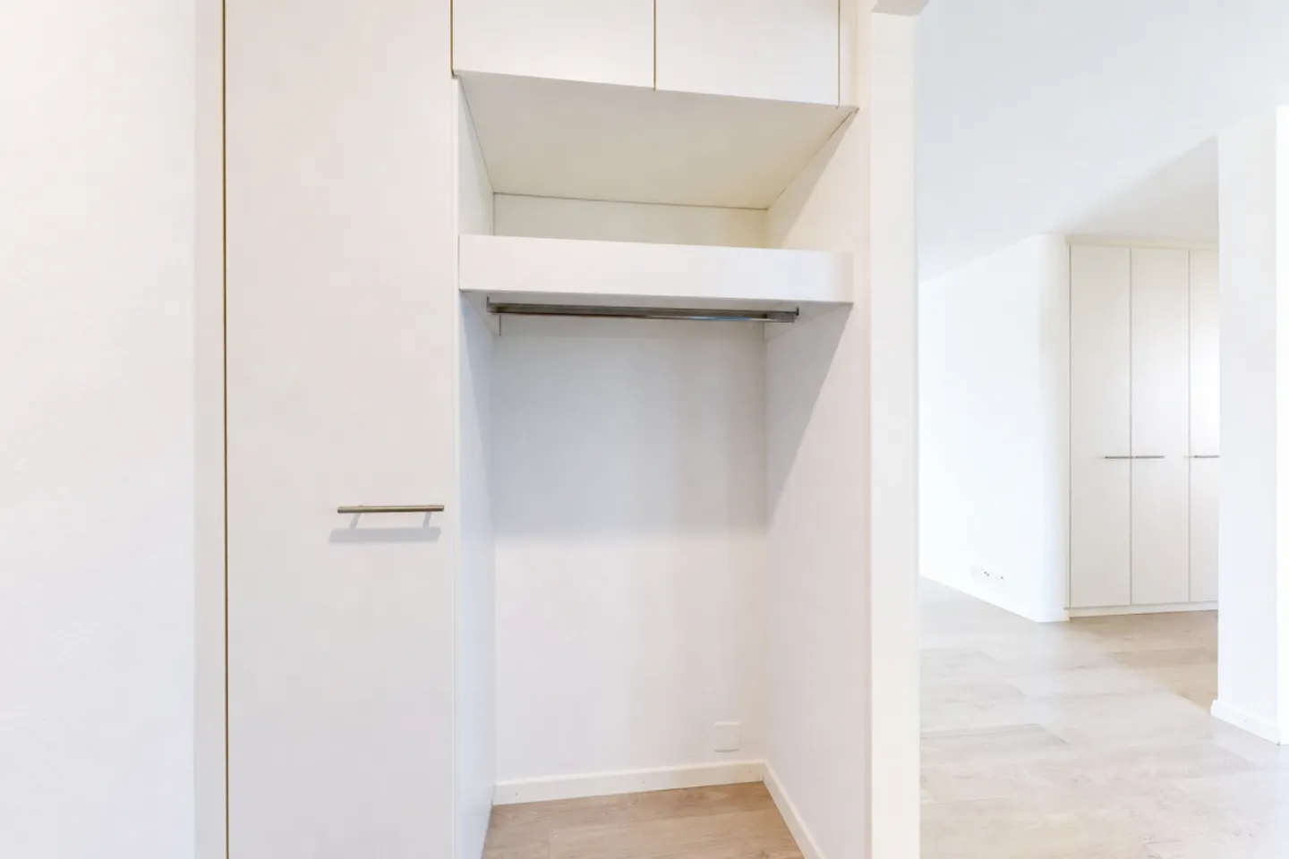 gepflegte 4.5-ZWG mit Balkon, Keller, Estrich, Waschmaschine und Parkplatz - Photo 5 of 13