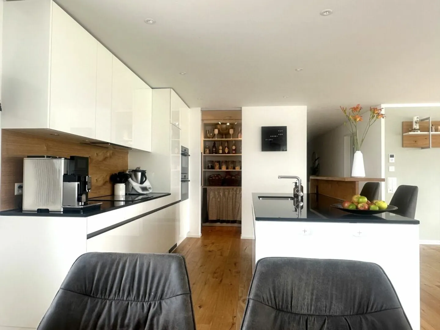 Modernes Apartment mit Bergblick - Foto 7 von 13
