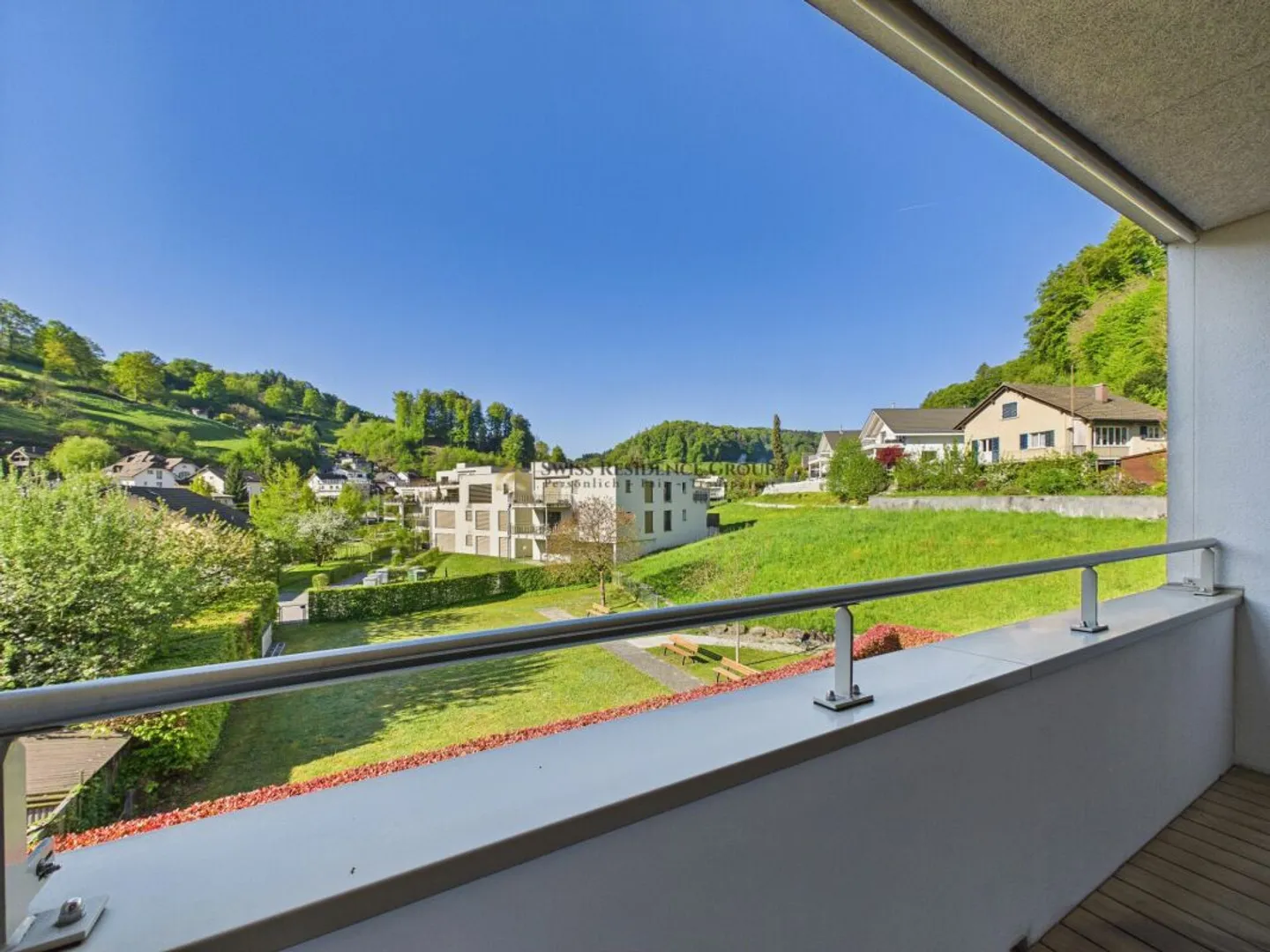 Modernes Apartment mit sonnigem Balkon - Foto 1 von 8
