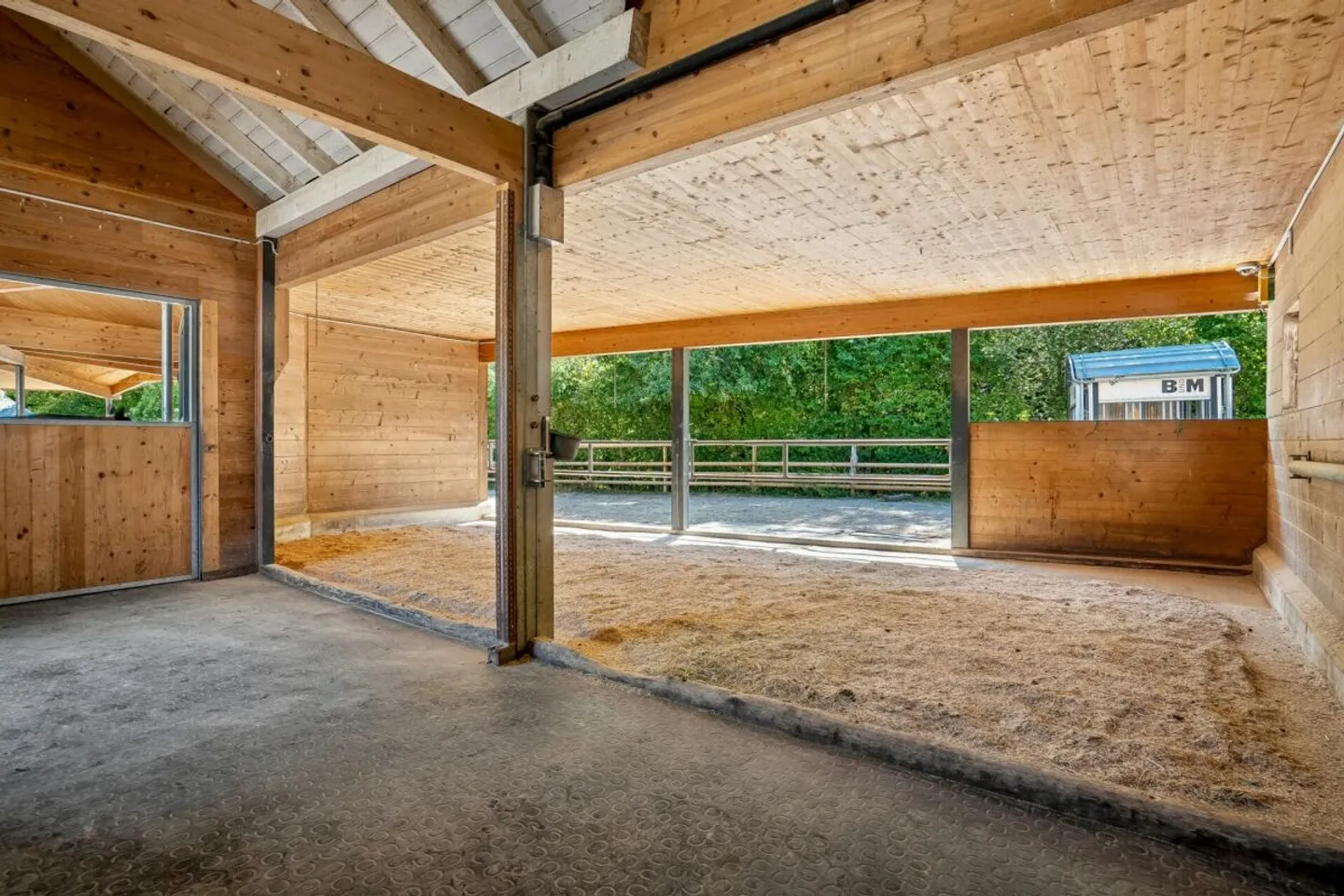 Versatile Equestrian Property with Residential House, Office Loft, and Semi-Covered Riding Arena - Photo 7 of 8