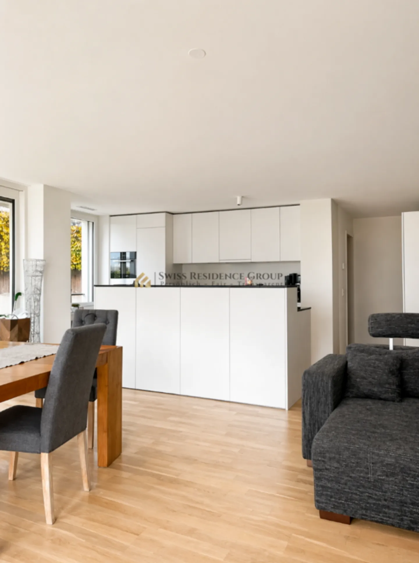 Modern 3.5 room apartment in Zollikon awaits you! - Photo 5 of 13