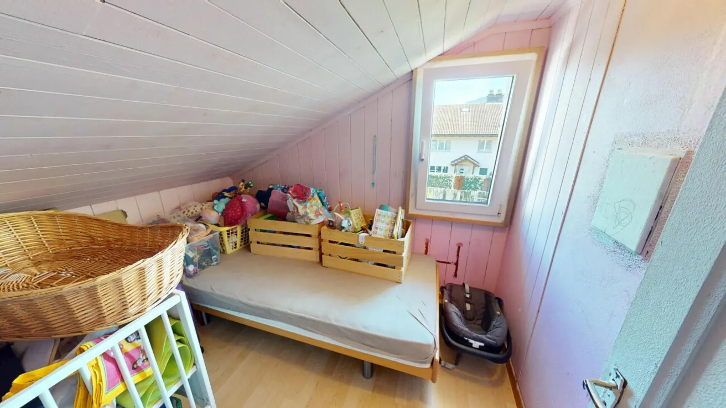 Charming Duplex Home with Garden - Photo 13 of 13