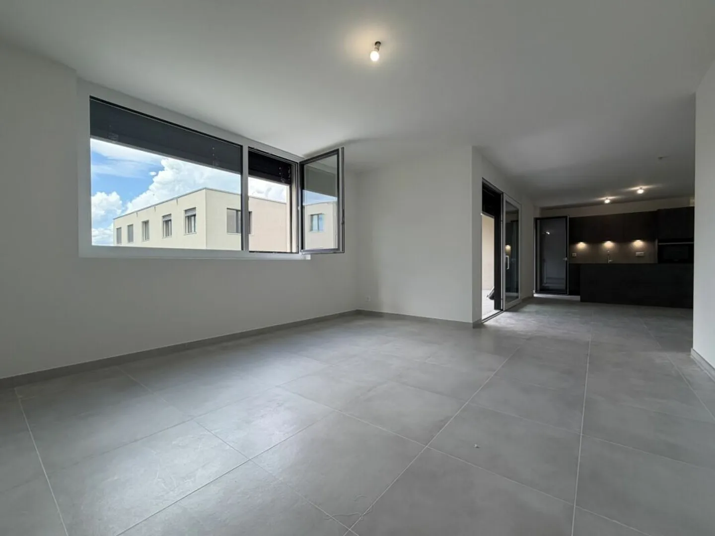 THE LAST 4.5 ROOM APARTMENT in * Rental - Purchase * Vulliama - Photo 8 of 13