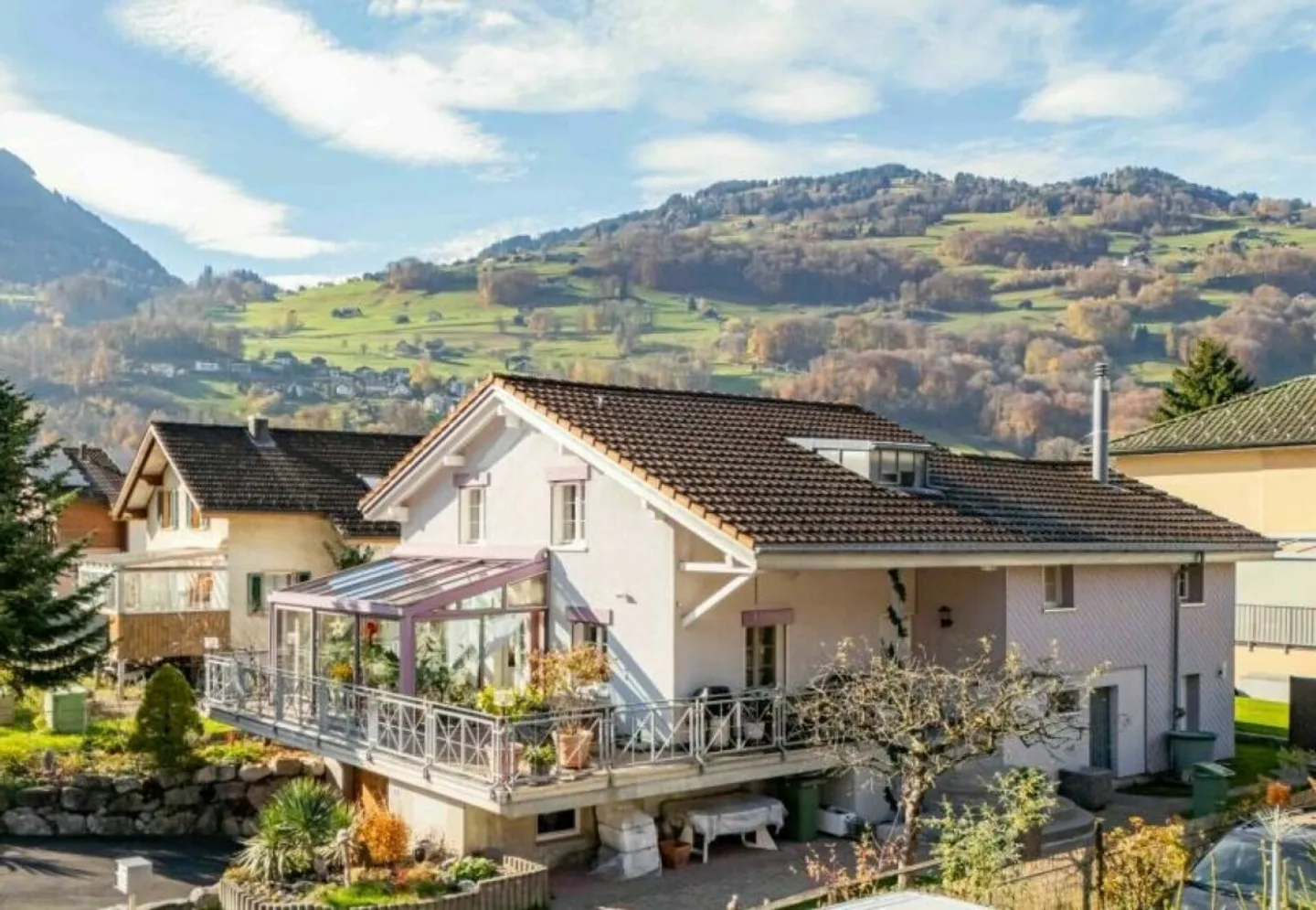Une maison de caractère avec de l'espace pour vos idées - Photo 1 sur 13
