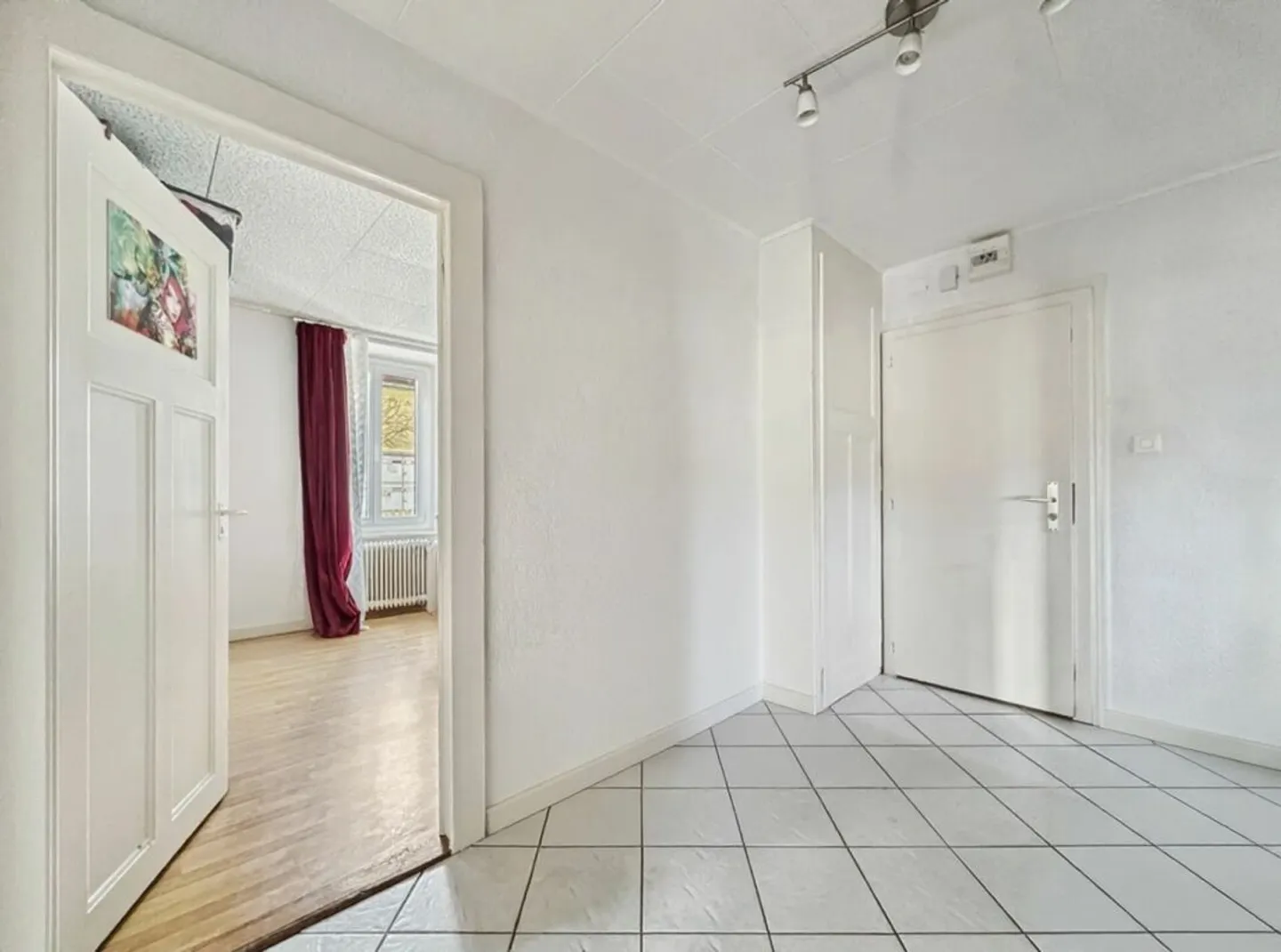 MIETSHAUS MIT 5 WOHNUNGEN UND UNABHÄNGIGEM ANBAU - Foto 6 von 13