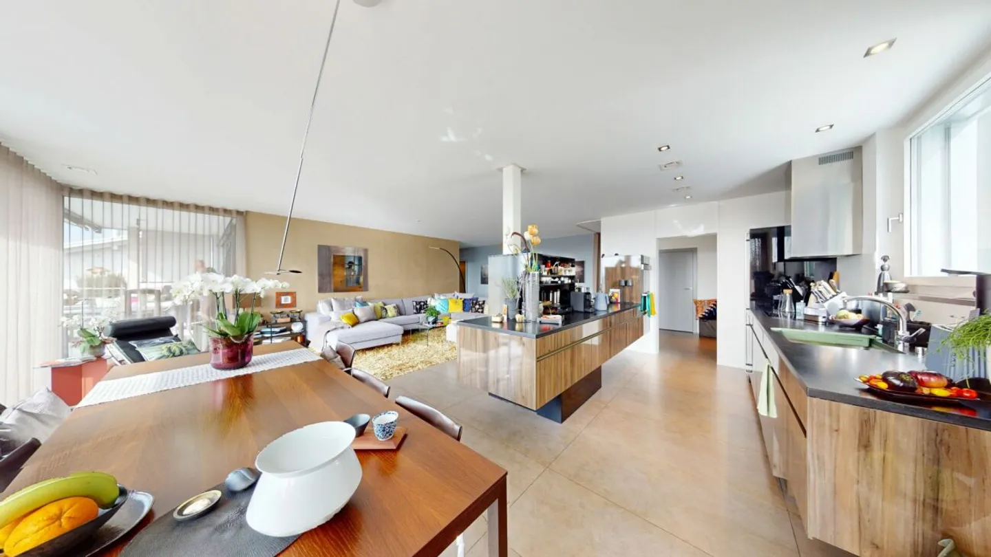 Stilvolle 4.5-Zimmer-Terrassenwohnung - Foto 5 von 13