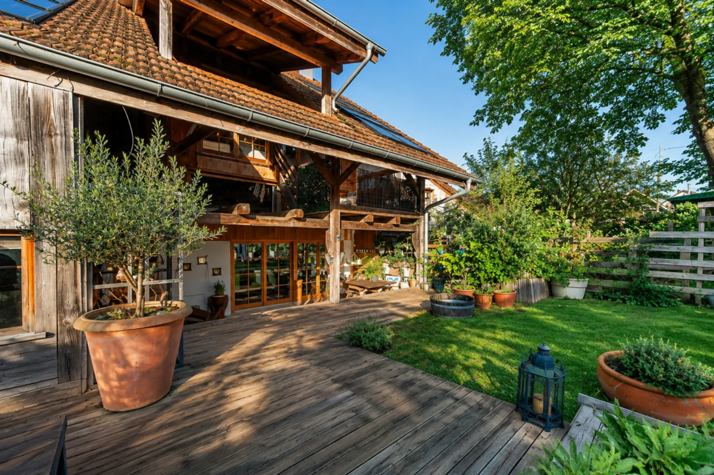 Charmante maison de ville de 7 pièces avec 220 m² de surface habitable à Rickenbach ZH - Photo 5 sur 13