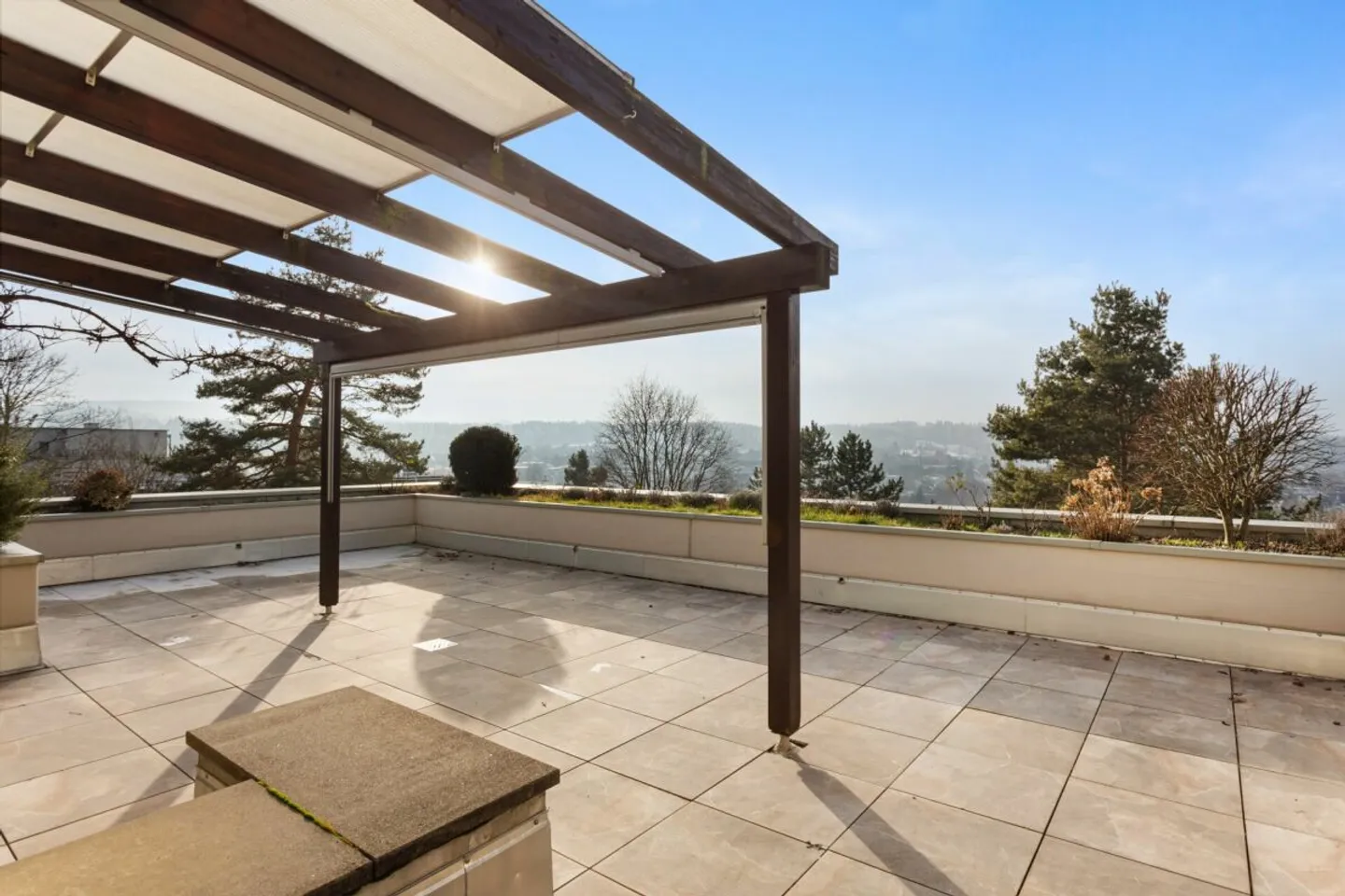 Vue panoramique sensationnelle sur Winterthur - Photo 1 sur 13