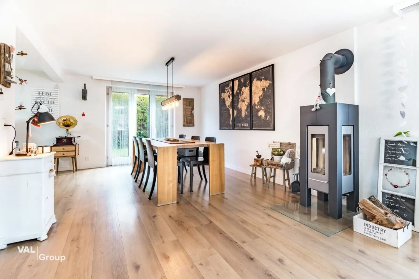 Maison individuelle spacieuse avec jardin privé et beaucoup de calme - Photo 3 sur 13