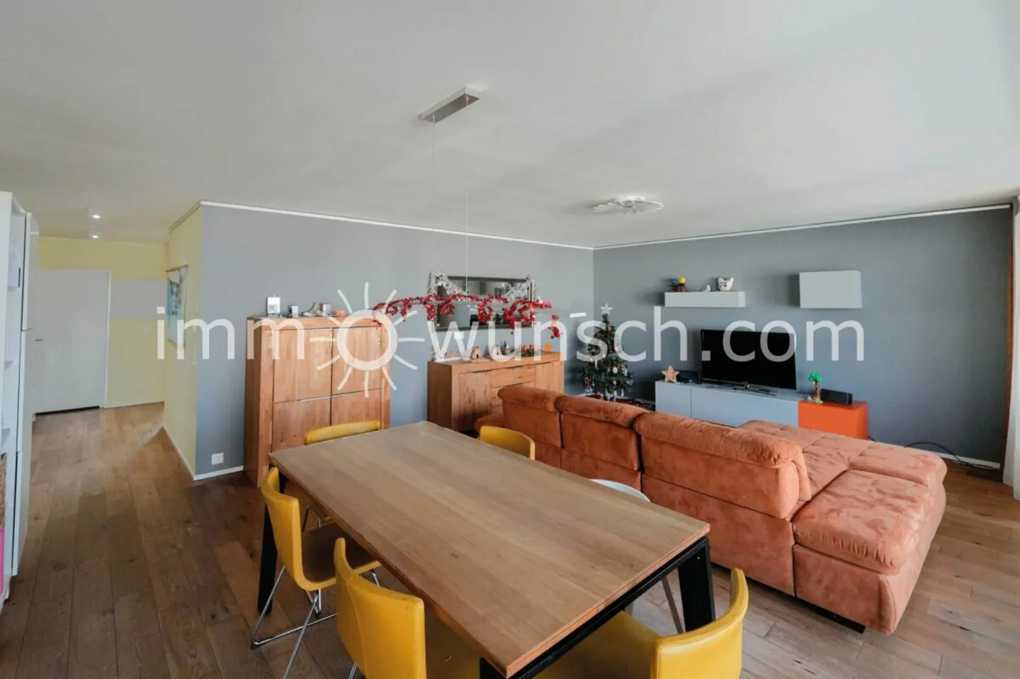 Condominium moderne, lumineux et spacieux de 4 ½ pièces - Photo 3 sur 8