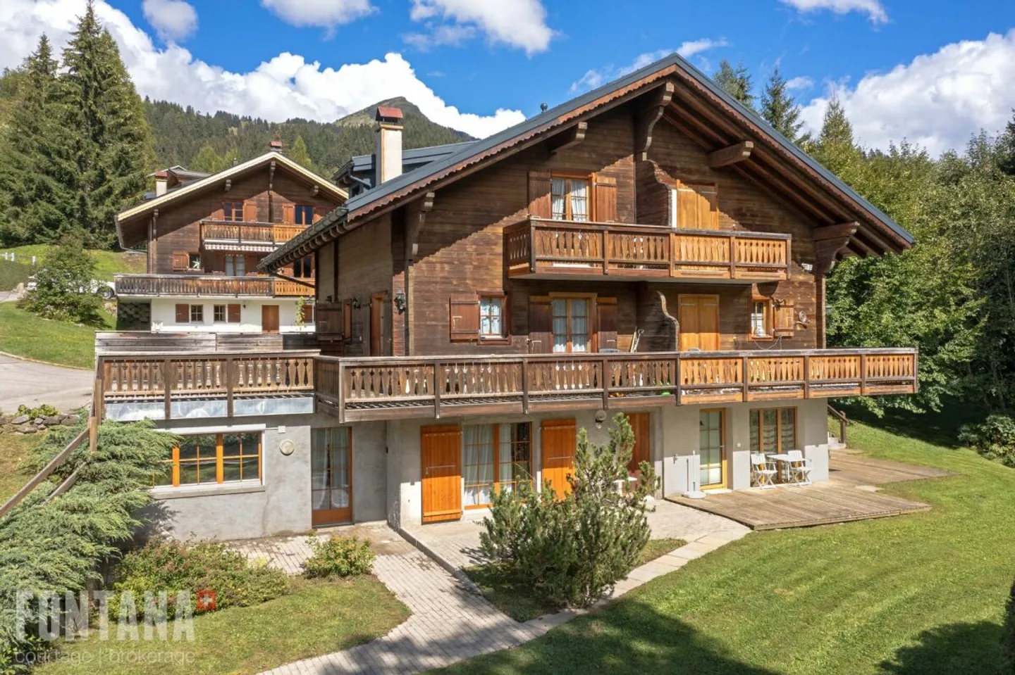 Duplex Half-Chalet - La Marchande 2D, PPE Les Parchets - Photo 2 of 13